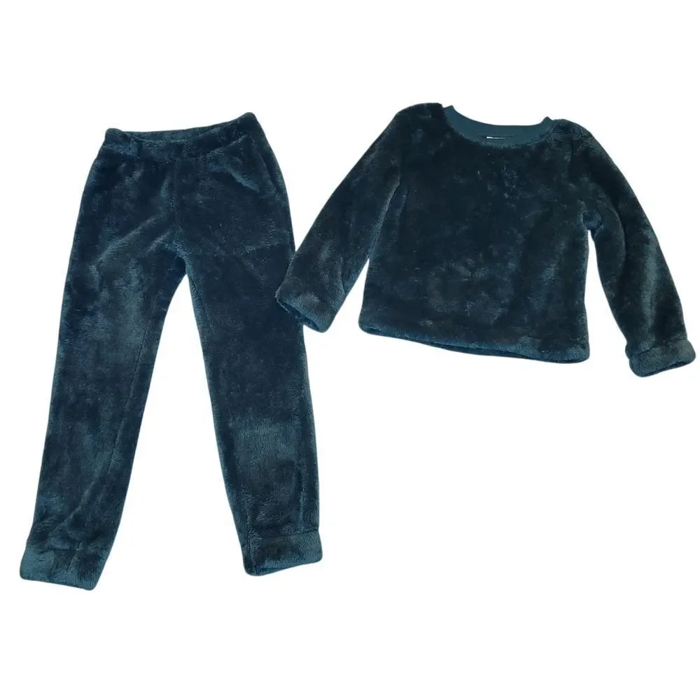 Cat & Jack Fuzzy Kids Pajama Set in Dark Blue